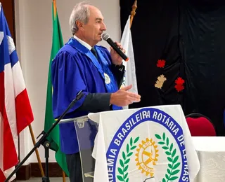 Paulo Cavalcanti toma posse na ABROL pelos 10 anos da Academia
