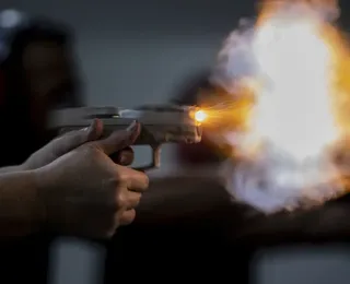 Policiais recém-formados podem levar armas para casa