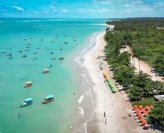 Praia paradisíaca do Nordeste proíbe circulação de lanchas