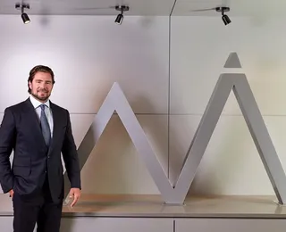 Preso, Daniel Vorcaro vota na Papudinha durante eleições