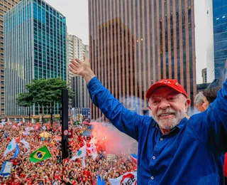 Queda na abstenção e nos votos inválidos favorece Lula no 2º turno