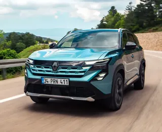 Renault Boreal híbrido 4x4 com 6 marchas estreia no Brasil