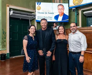 Rubens Doria recebe Medalha Thomé de Souza em Salvador
