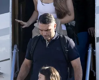 Saiba por que Flávio Bolsonaro não é considerado foragido