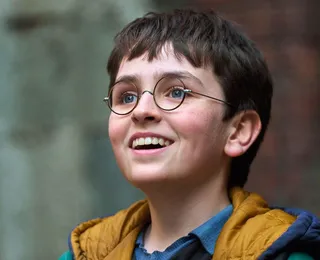 Série de Harry Potter ganha trailer com trio clássico em Hogwarts