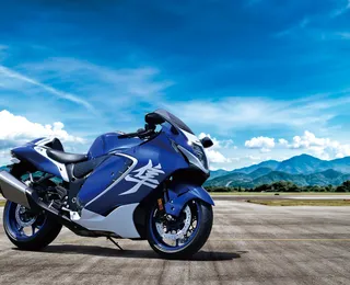 Suzuki lança série especial no Brasil e procura impressiona