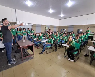 Tour pedagógico leva estudantes de Simões Filho para conhecer o IFBA