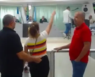 Vereador xinga mãe de autista para esconder colapso na saúde
