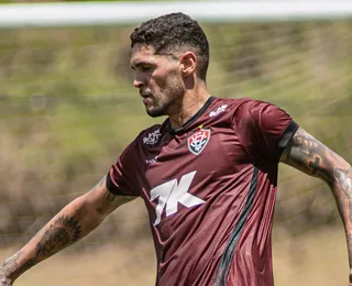 Vitória reintegra Riccieli e encerra busca por novo zagueiro