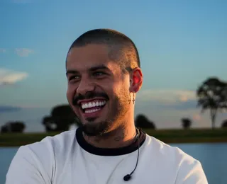 Zé Felipe vive em mansão de R$ 27 milhões no condomínio de Virginia