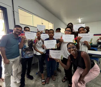 Antônio Cardoso amplia ensino de idiomas com inglês e iorubá