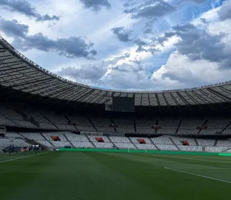 Após proibição das bets, estádio de time da Série A vende nome de arquibancada