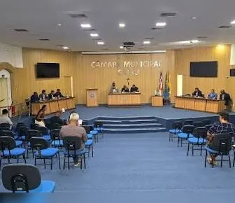 Eleição na Câmara de Cairu é suspensa e reunião de vereadores acaba em confusão