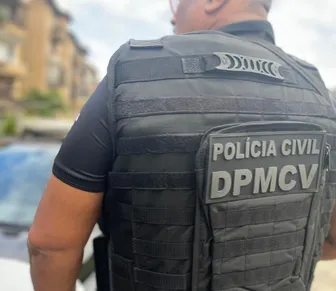 Foragido por feminicídio no RS é preso após agredir mulher em Salvador