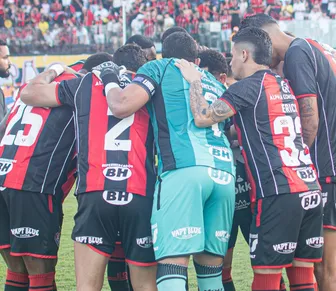 Goleiro deixa o Vitória e negocia para reforçar clube italiano