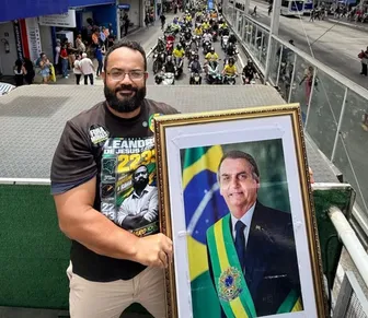 Leandro de Jesus faz 'juras' a Bolsonaro e critica denúncia por uso de quadro