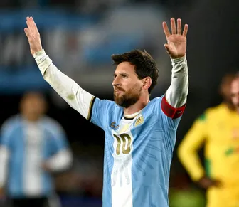 Lionel Messi se despede da Argentina com vitória por 3 a 0 sobre Benin
