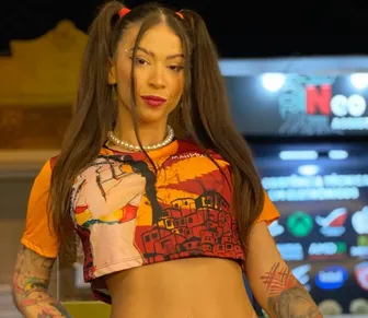 MC Pipokinha é condenada a pagar R$ 100 mil por show sexual para adolescentes
