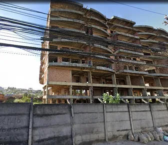 Mulher é denunciada por cobrança e coação em ocupação em Pituaçu
