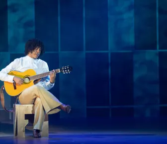 Musical sobre Djavan chega a Salvador com trajetória do artista