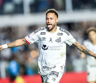 Neymar reúne amigos no Santos e celebra: "Se for sonho, não me acorde"