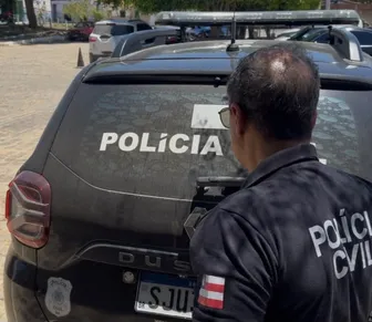 Pais são presos por estuprar filha de quatro anos na Bahia