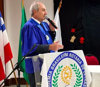 Paulo Cavalcanti toma posse na ABROL pelos 10 anos da Academia