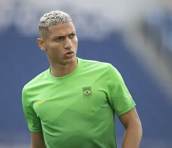 PF deve incluir ilha de Richarlison em inquérito sobre amigo de Flávio