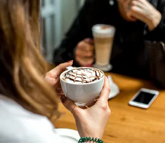 Rede de cafeterias famosa fecha 250 unidades em meio a reestruturação