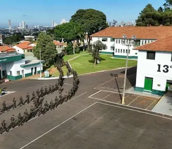 Soldado é condenado por chamar colega de “preto imundo” no quartel