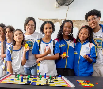 Tecnologia ganha espaço nas escolas municipais de Lauro de Freitas
