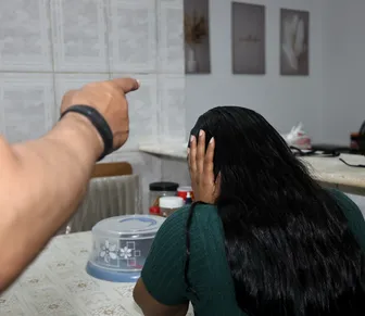 Vítima de violência doméstica pode se afastar do trabalho por até 6 meses; veja nova regra