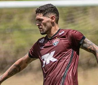 Vitória reintegra Riccieli e encerra busca por novo zagueiro