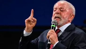 Candidatos do PL lideram gastos com anúncios contra Lula nas redes