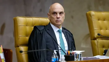 Moraes acusa André Mendonça de tentar mudar comando da PF