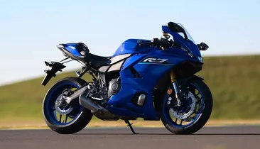 Yamaha R7 com motor de 73,4 cavalos estreia no Brasil