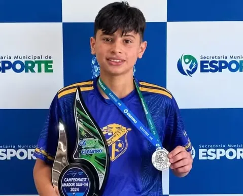 Adolescente de 12 anos morre após brincadeira entre amigos em escola