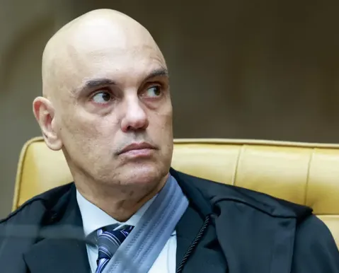 Alexandre de Moraes é alvo de pedido de impeachment no Senado