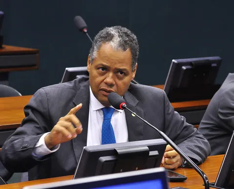 Antônio Brito é reconduzido à liderança do PSD na Câmara pelo 7º ano