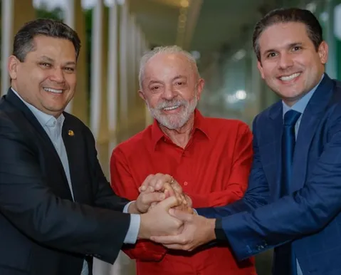Após reeleição, Lula recebe presidentes da Câmara e do Senado no Alvorada