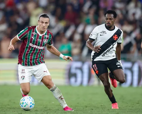 Árbitro peita atleta em jogo da Série A e choca imprensa internacional