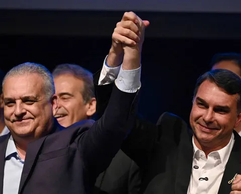 Bahia publica mensagem política contra vice de Flávio Bolsonaro; clube se manifesta