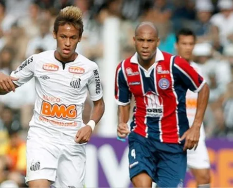 Bahia tenta encerrar jejum de 14 anos contra o Santos na Vila Belmiro