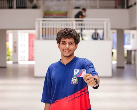 Bolsa Presença libera R$ 49,2 milhões para estudantes da Bahia