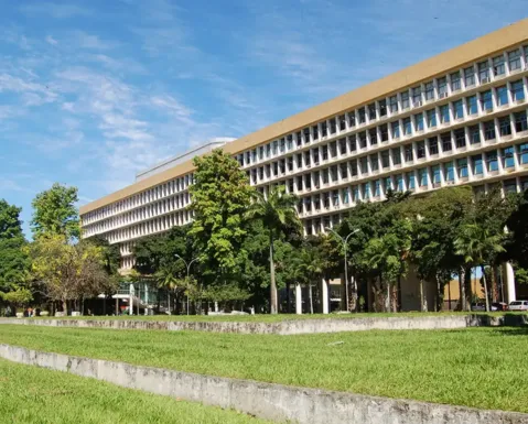 Concurso da UFRJ vira alvo de operação da PF contra fraudes