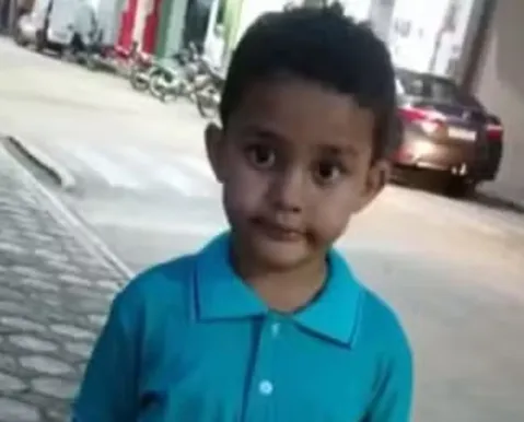 Criança de 5 anos morre após passar mal em escola na Bahia - Imagem