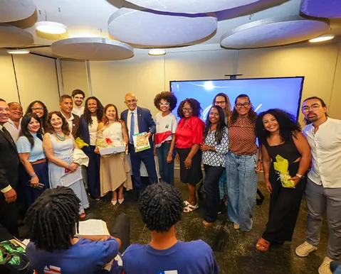 Estudantes do Arenoso levam poesia e música ao Tribunal de Contas da Bahia