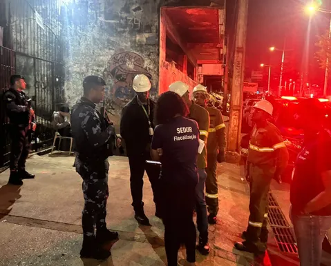 Ferro-velho clandestino é fechado durante operação contra furto de fios em Salvador