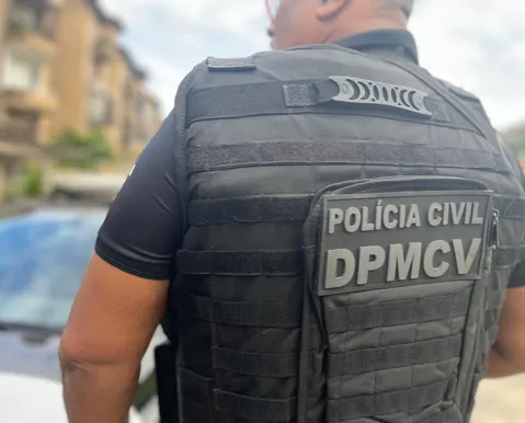 Foragido por feminicídio no RS é preso após agredir mulher em Salvador