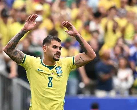 Goleada sobre a Índia não empolga volante: "Poderia ser melhor"